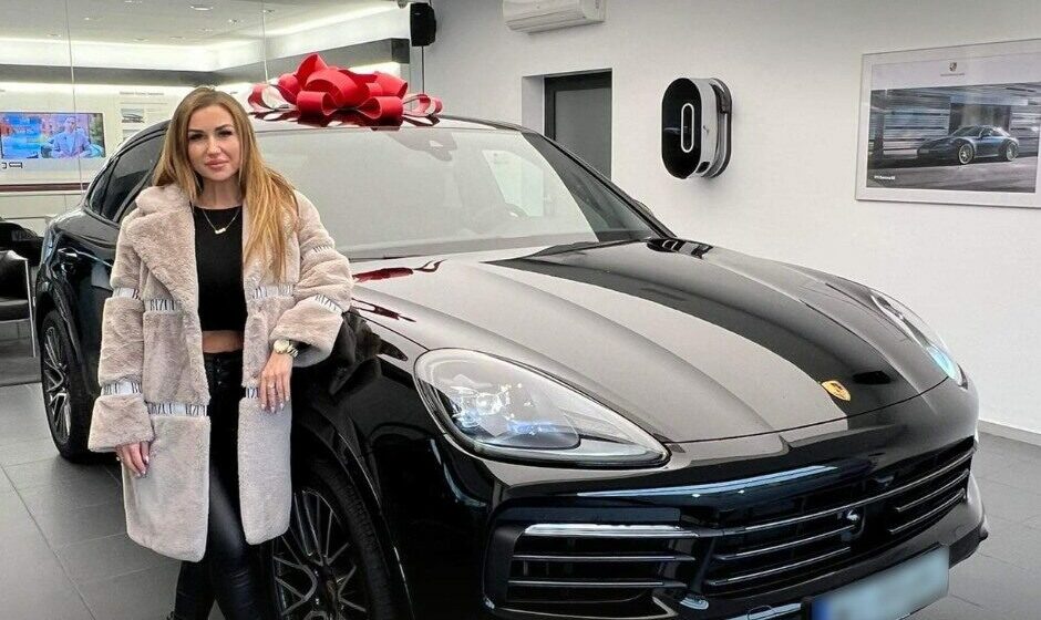porsche cayenne